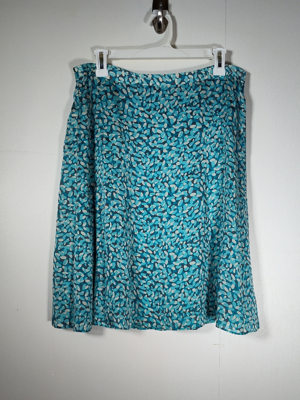 Liz Claiborne 100% silk blue skirt 10